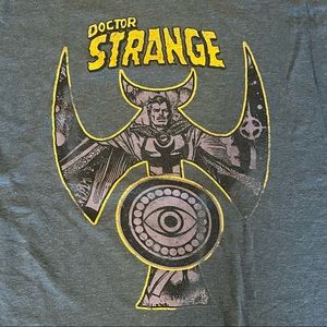 Vintage Doctor-Strange graphic-tee